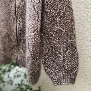 Bumblebee Cardigan - knitting pattern
