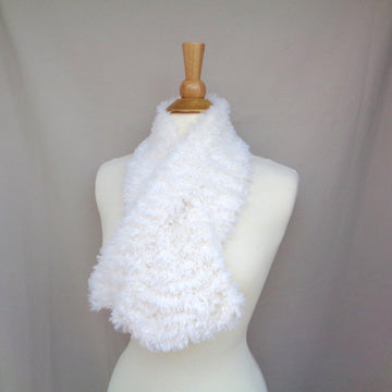 Fluffy Keyhole Scarf