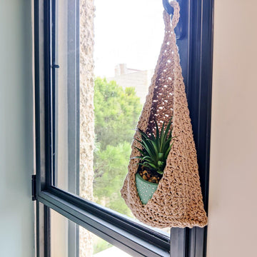 Suzette Hanging Basket
