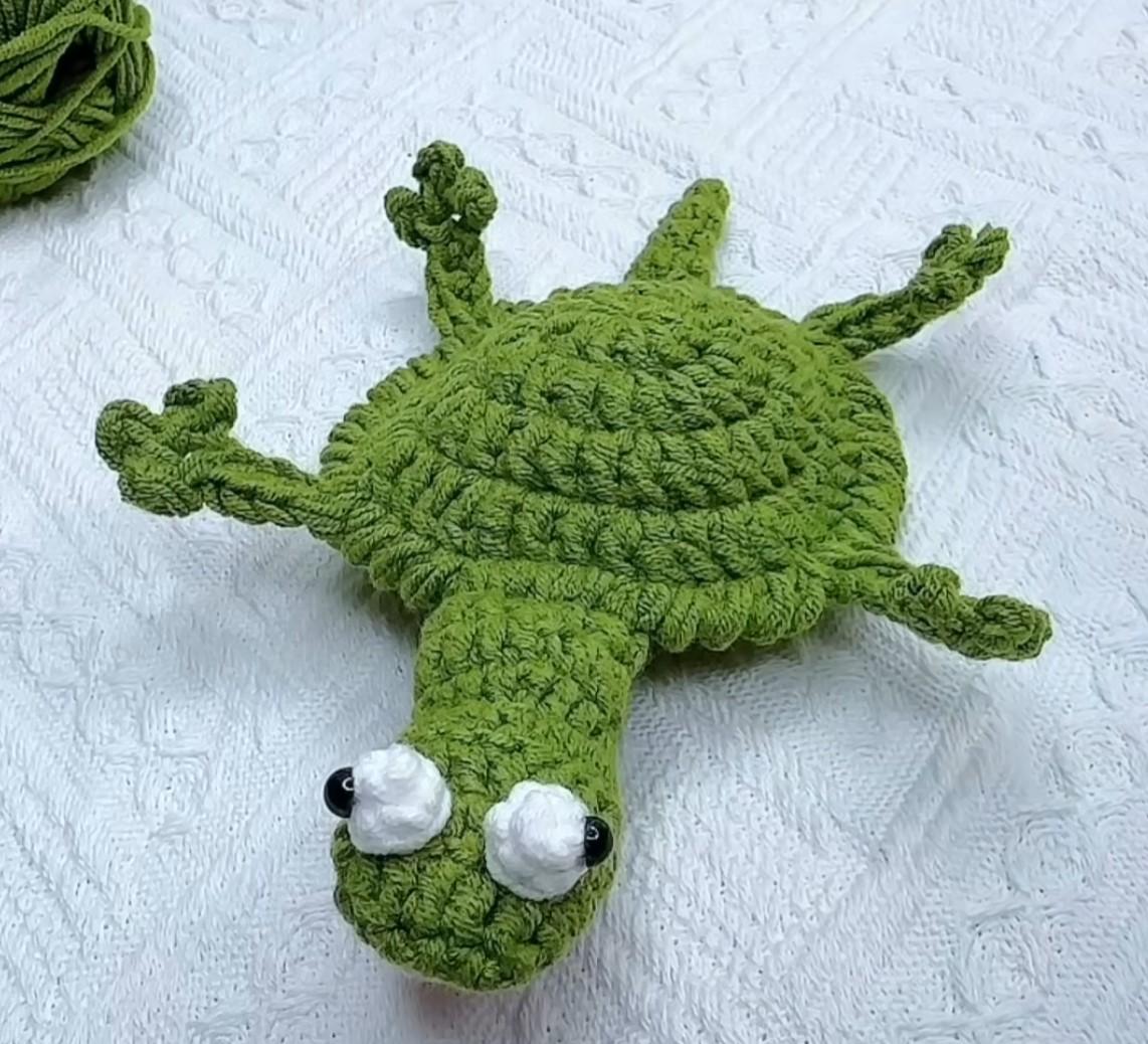 Flip-Up Lizard Coaster Crochet Pattern | PDF