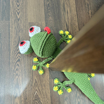 Lizard Crochet Door Stop