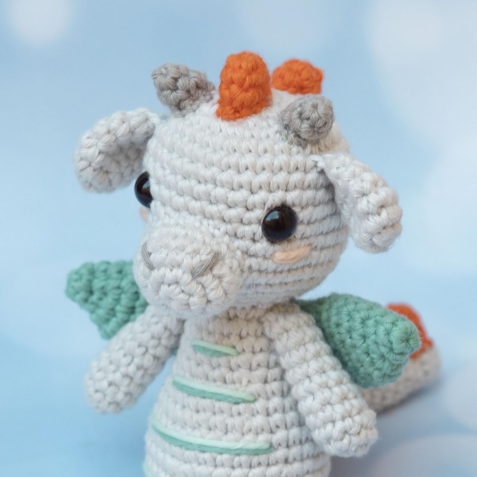 Baby dragon gray