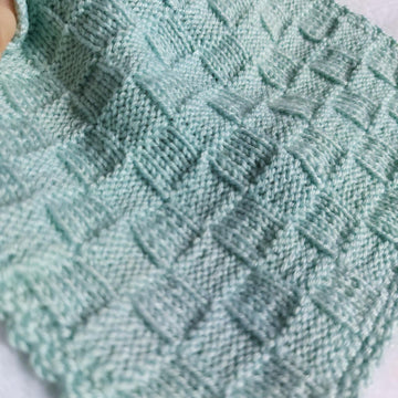 Textured Doll Blanket for 9 Inch Dolls
