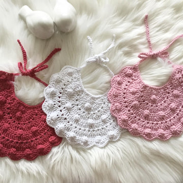 Daphne Baby Bib & Bonnet Set N 486