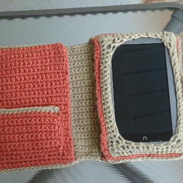 Bound Book Style 7 inch Tablet Cover Basic Heart