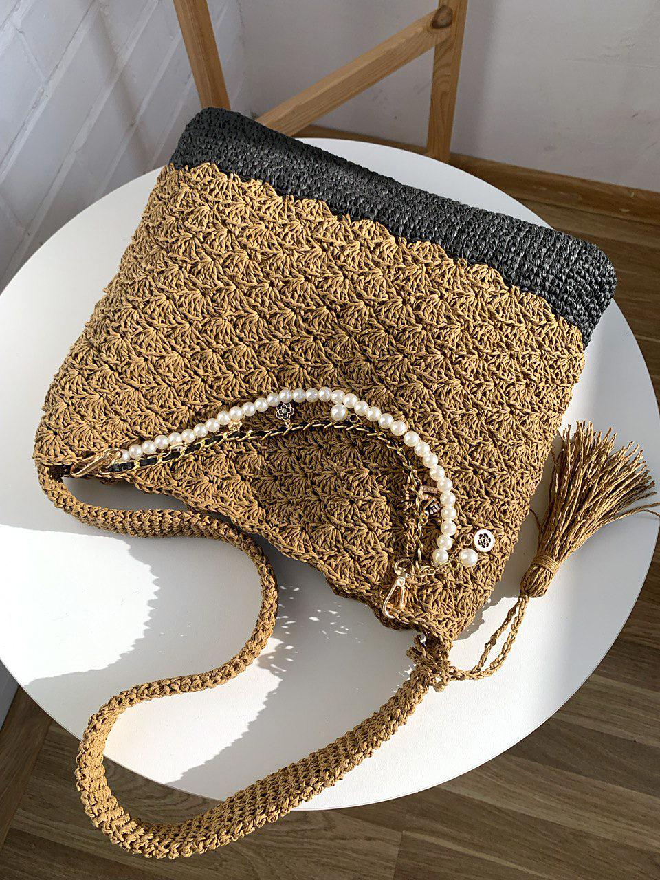 Two-Tone Raffia Hobo Bag Crochet Pattern