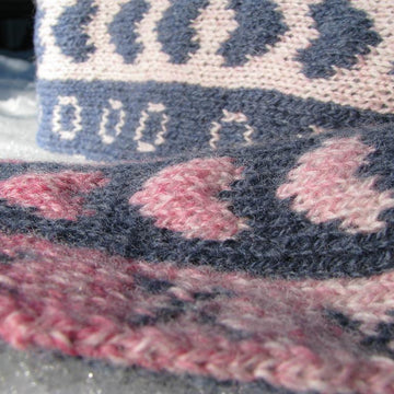 Hugs and Kisses Scarf 486