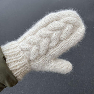 Aviaja mittens