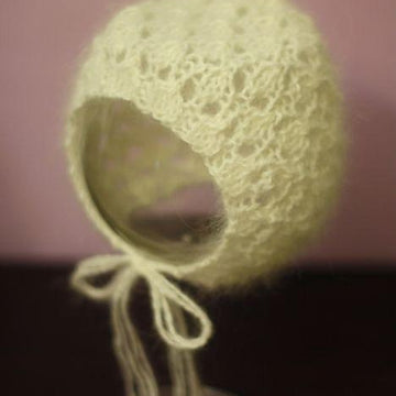 #105 Ella angora bonnet