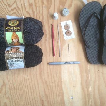 BOOTEE Slippers with flip flops soles