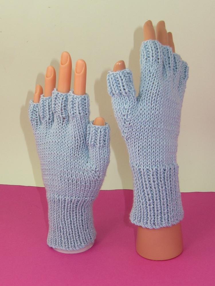 Simple Short Finger Gloves