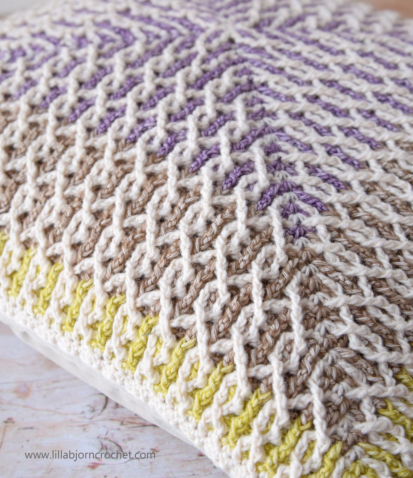 Brioche Infinity Pillow