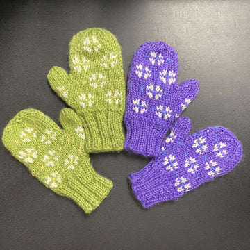 Petite Fleur Mittens