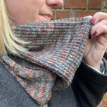 Sisters Cowl