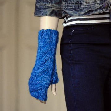 Jessa cable knit fingerless mitts