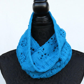 Venetian Rose Cowl