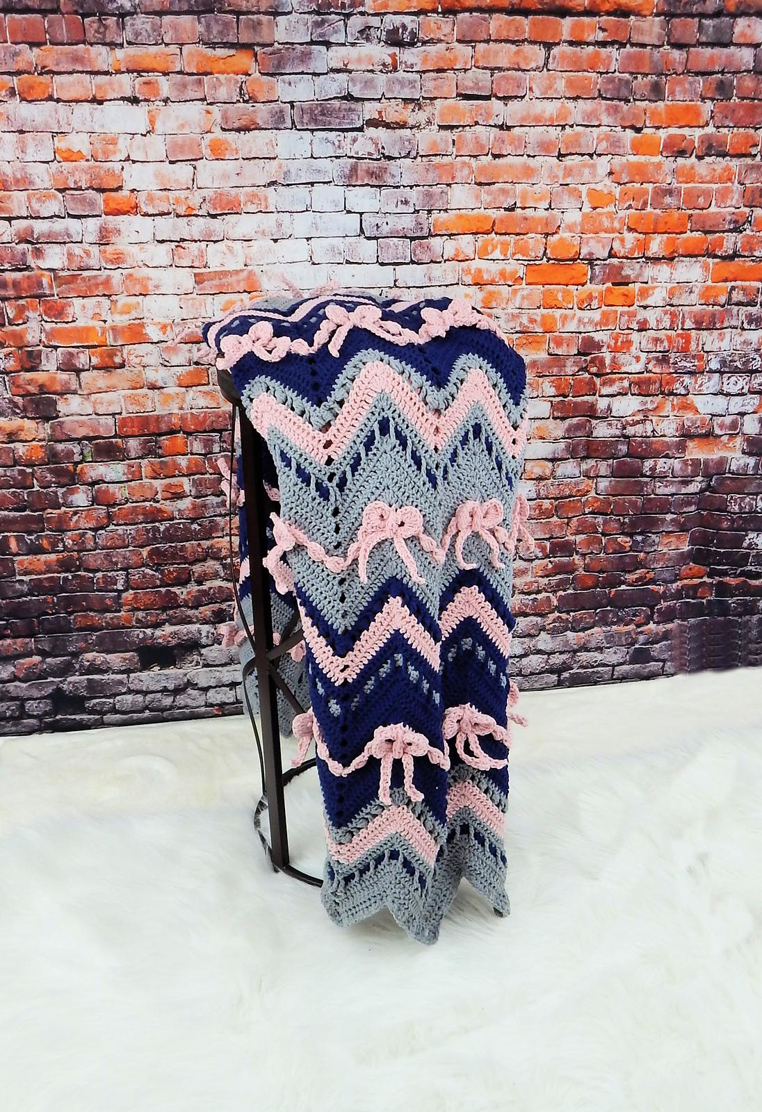 Wrapped in Ribbon Chevron Blanket
