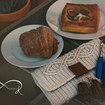Aisling Infinity Crochet Clutch