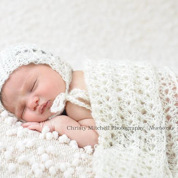 Newborn Scallop & Cables Bonnet and Wrap