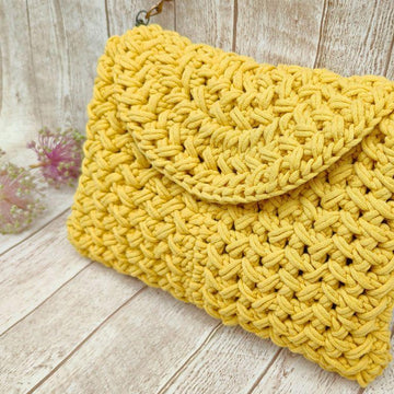 Pleated Herringbone Crossbody Bag | No-Sew One-Piece Purse