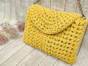 Pleated Herringbone Crossbody Bag | No-Sew One-Piece Purse