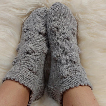 Grey Flower Knit Socks