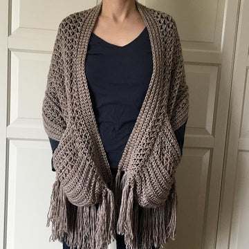 Easy Crochet Shawl Pattern: Perfect-Pockets Shawl
