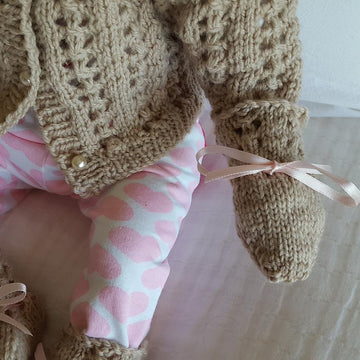 Celeste - 8ply booties and mittens