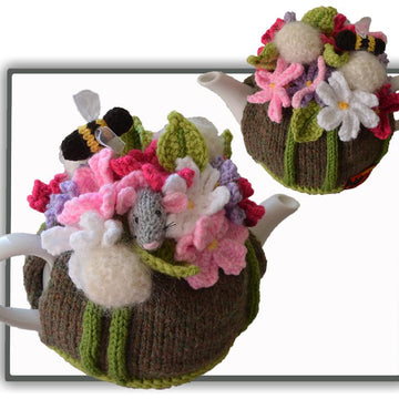 Dandelion & Cosmos Field Mouse Tea Cosy