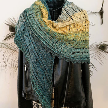 Triangular Scarf "Xanthis"