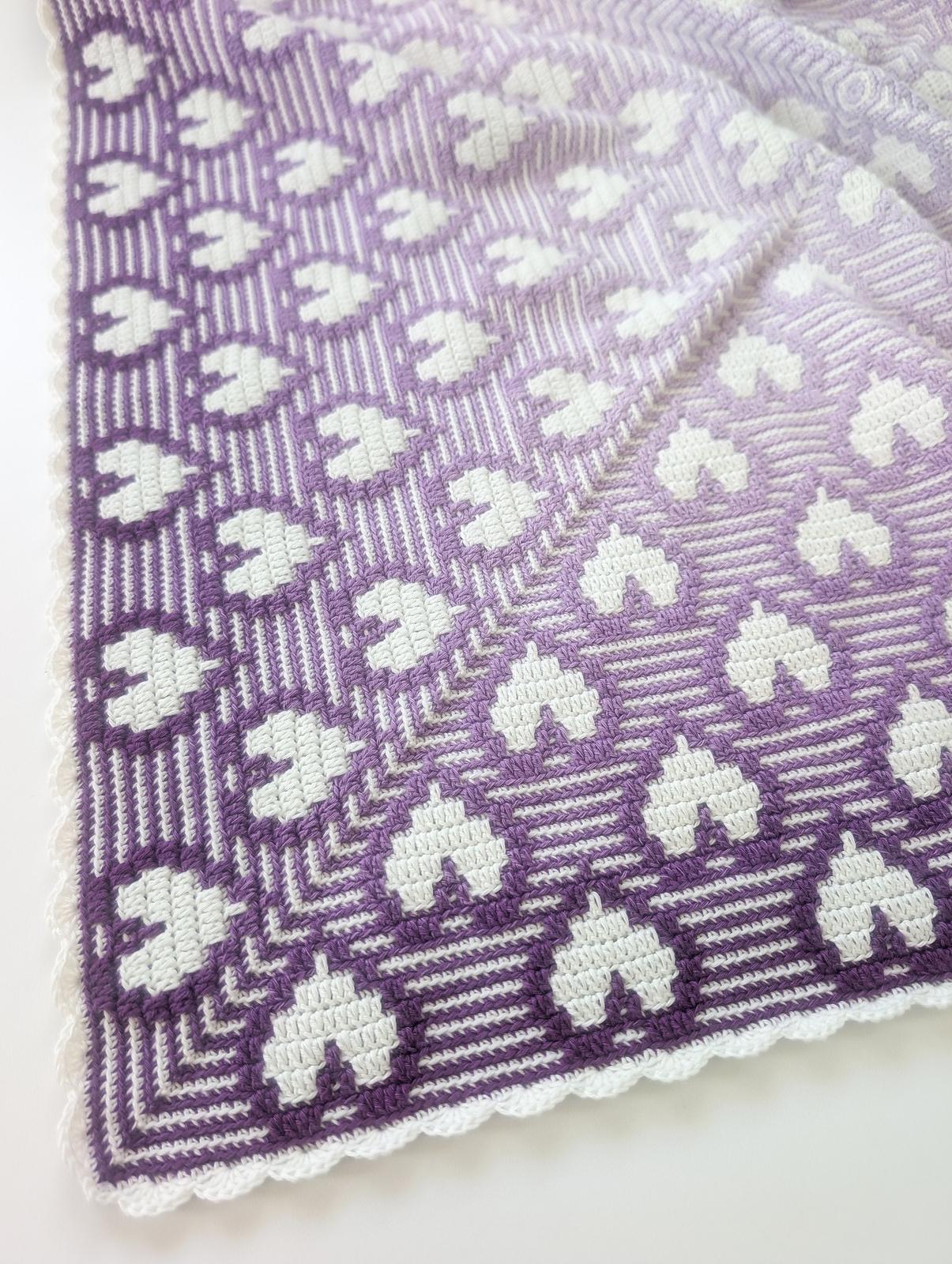 Hearts Go Round Blanket