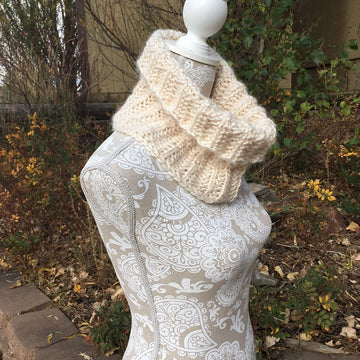 Alpaca Cowl - a loom knit pattern