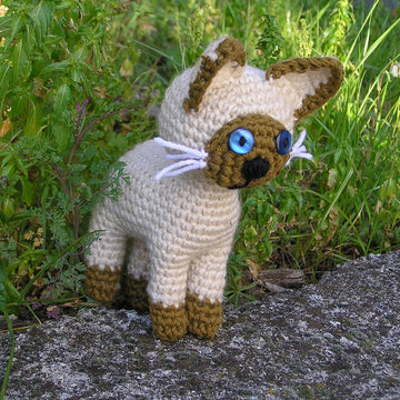 Siamese cat amigurumi