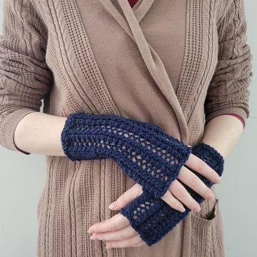 Trellis Fingerless Gloves