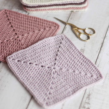 Solid granny square