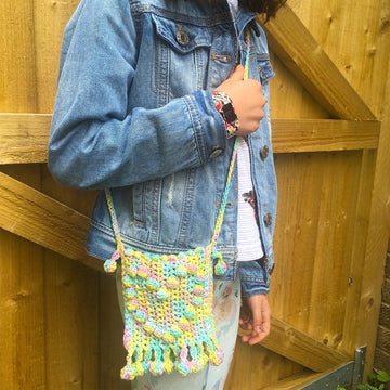 Bobble Pom Pom Heart Bag