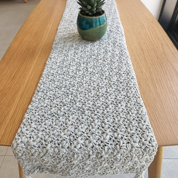 Waves of Grain C2C Table Runner