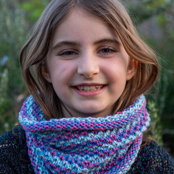Soft & Springy Children’s Cowl