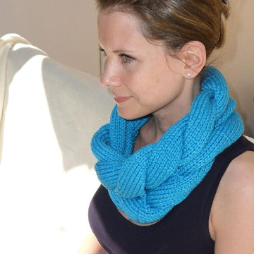 Gentian Cowl