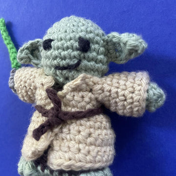 Wise mini alien