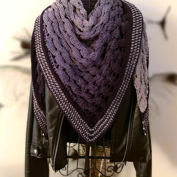 Triangular Scarf "Sinope"