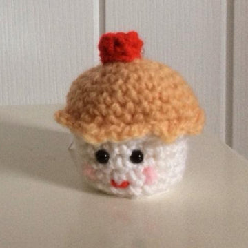 Happy cupcake