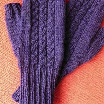 Fine Cabled Mitts