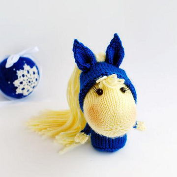 Blue Horse. Tanoshi Series Doll