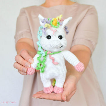 Mia the Unicorn