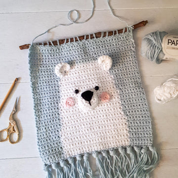 Polar bear wall decor