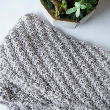 Diagonal Stripe Scarf