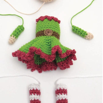 Elle the Elf amigurumi