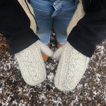 Katri Cable Mittens