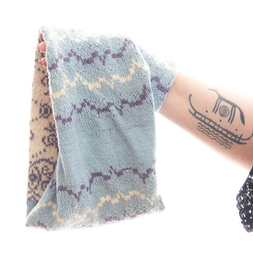 Delftware Cowl
